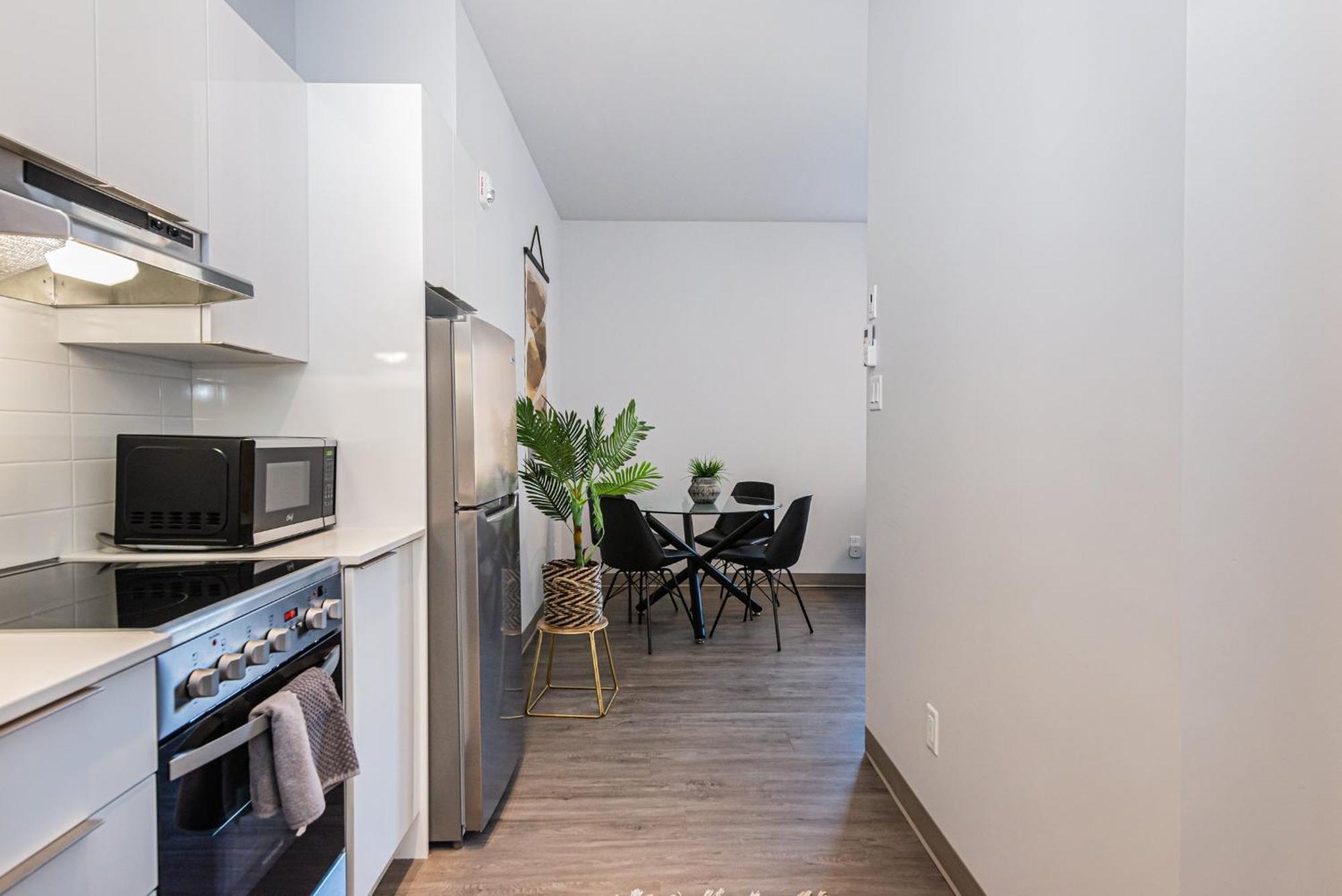 Wonderful New Studio Close To Mount Royal By Den Stays Montreal Bilik gambar